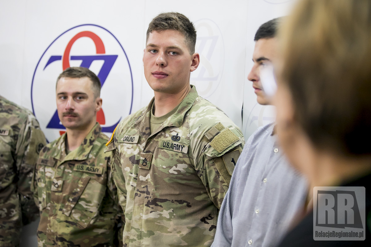 Amerykańscy żołnierze spotkali się z uczniami ZSZiO