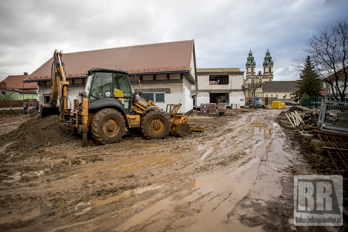 Postęp prac na budowie przedszkola w Krzeszowie