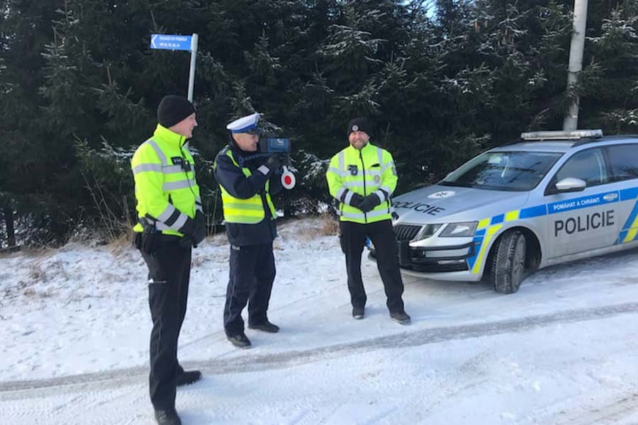 Polsko-czeskie patrole na drogach powiatu kamiennogórskiego