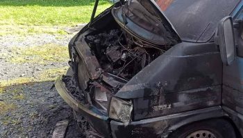 Pożar samochodu dostawczego w Lubawce