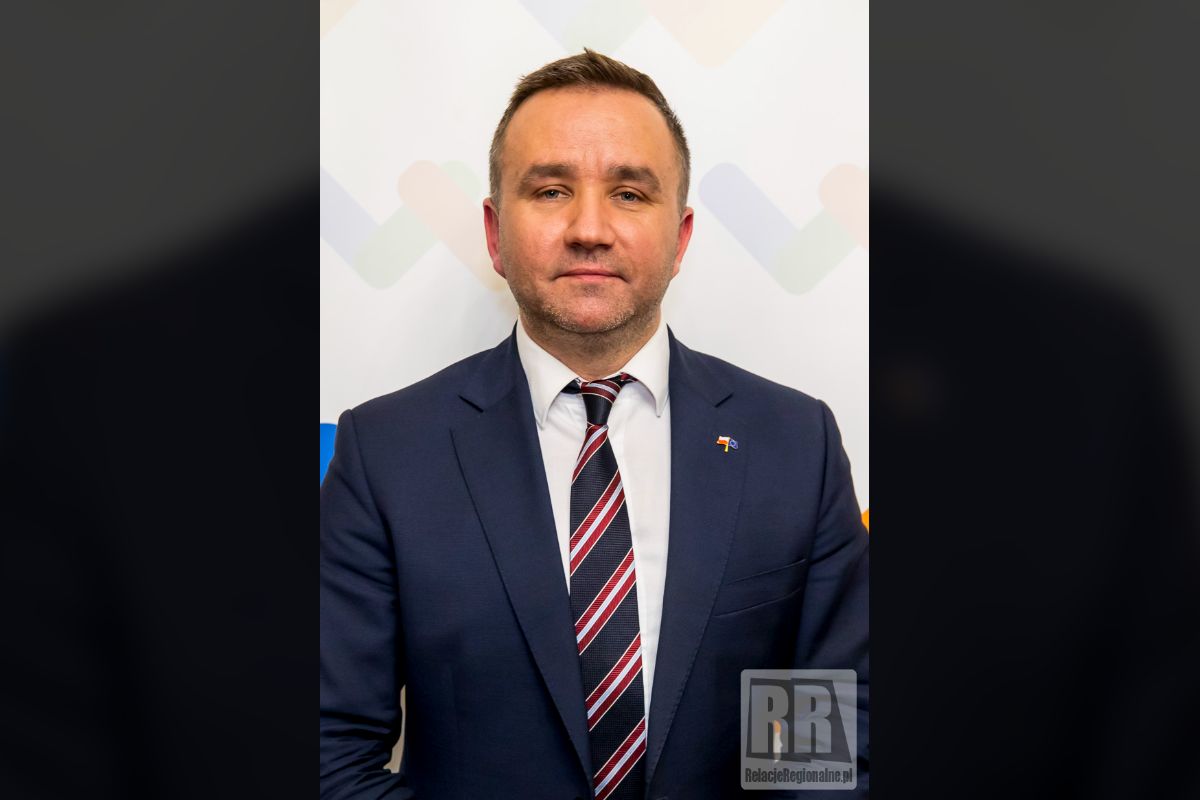 Patryk Straus, aktualny wójt gminy Kamienna Góra, ponownie obejmie urząd