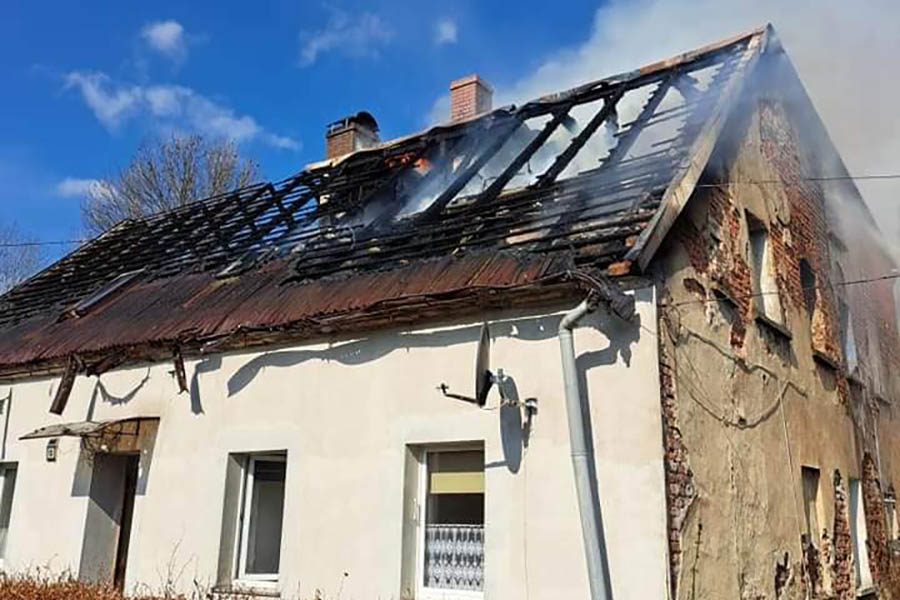 Pożar budynku w miejscowości Lubawka
